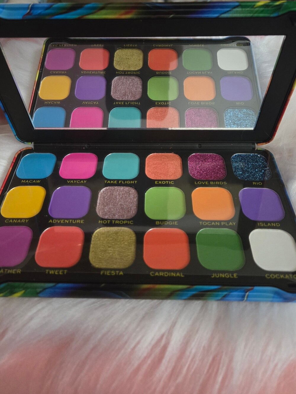 Revolution London Birds of Paradise Eyeshadow Palette. NIB - Picture 4 of 4